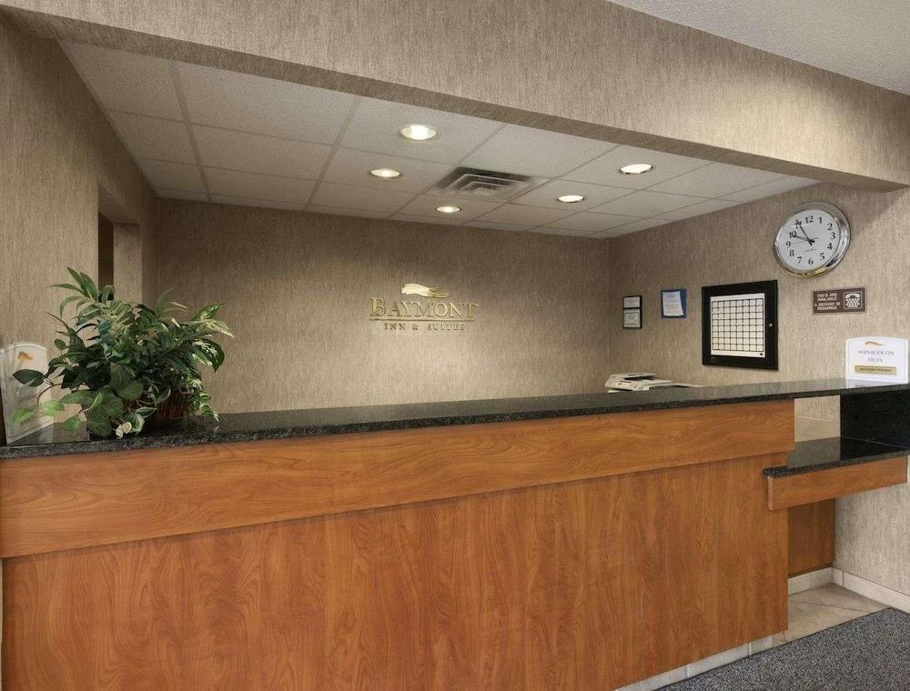 Comfort Inn Dekalb - Adjacent The University Extérieur photo