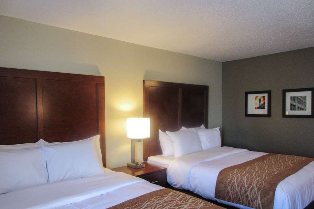 Comfort Inn Dekalb - Adjacent The University Chambre photo