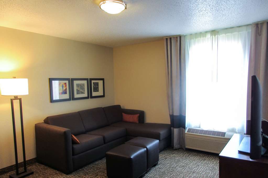 Comfort Inn Dekalb - Adjacent The University Chambre photo